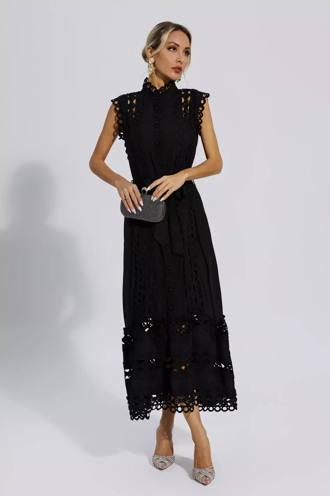 SOPHIA | BLACK SLEEVELESS HOLLOW MAXI DRESS