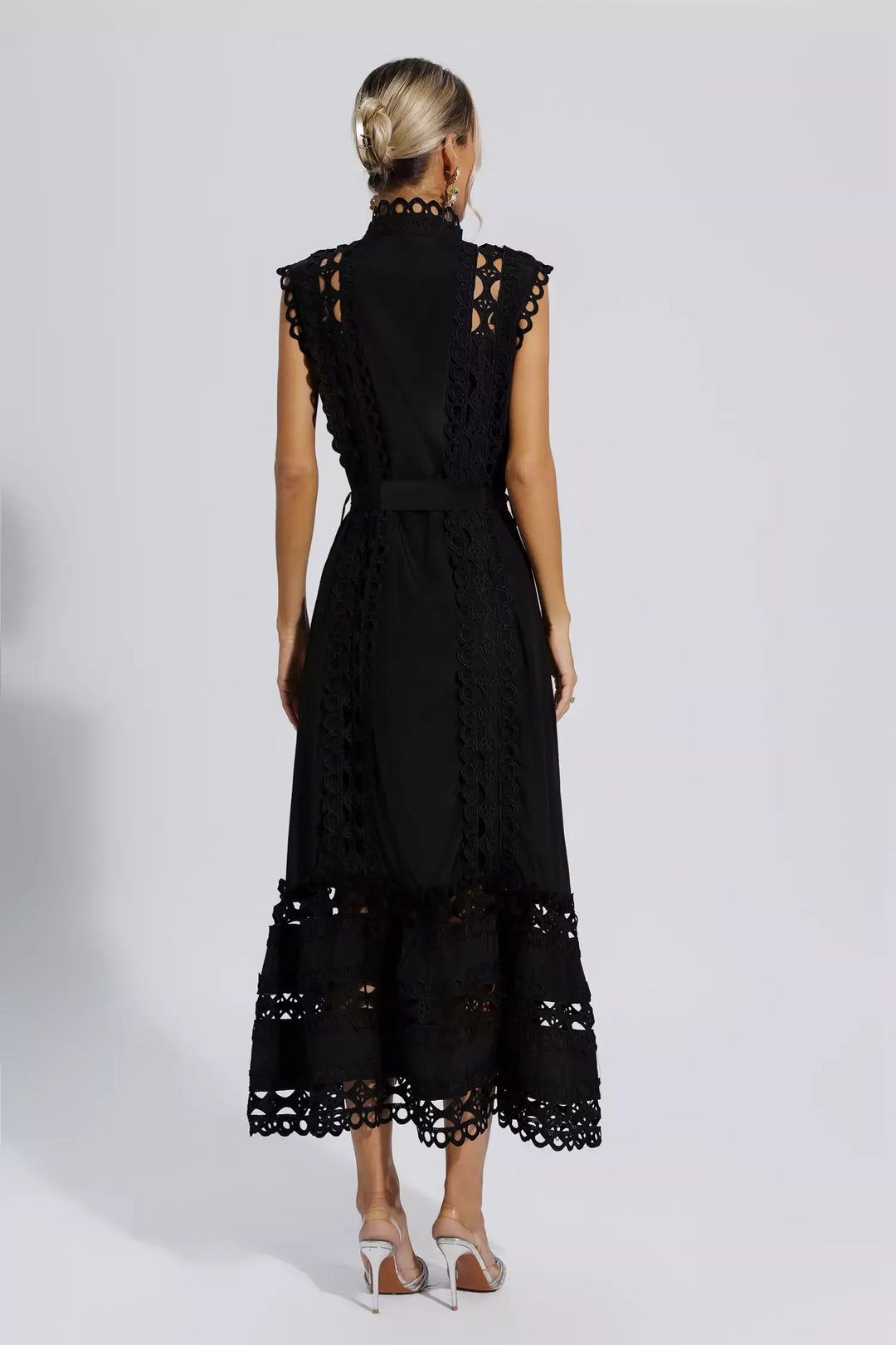 SOPHIA | BLACK SLEEVELESS HOLLOW MAXI DRESS