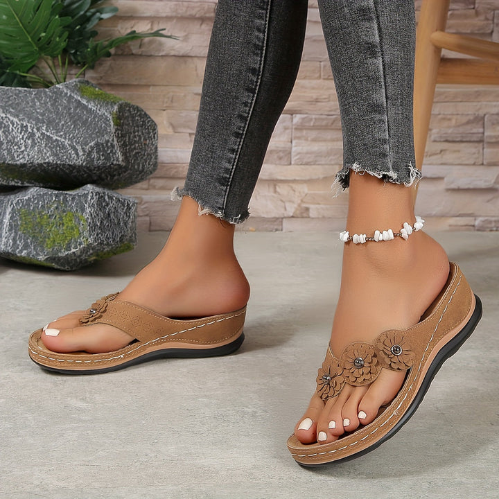 ALINA | ORTHOPEDIC SUMMER SANDALS